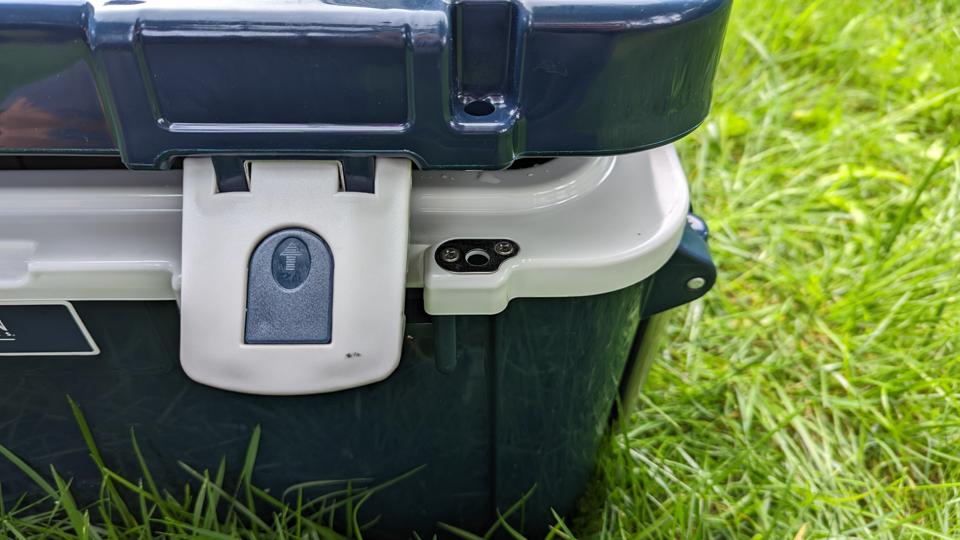 Magellan coolers Latch & Closure Systems